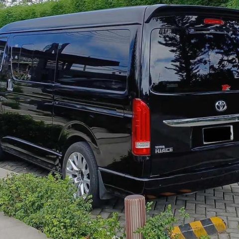 Van Rental in Manila